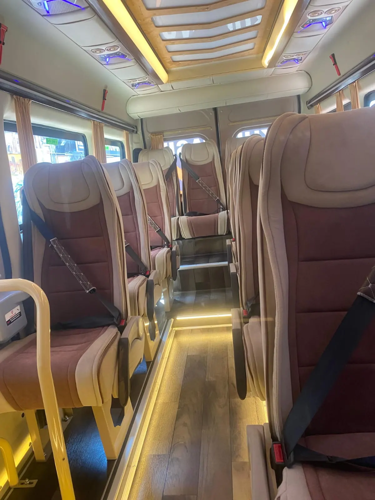 Sonra – Koltuk Yenileme Ford Transit 2020